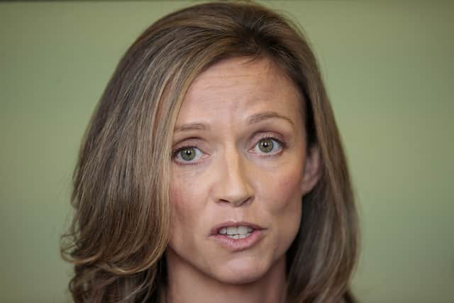 She told the Taoiseach his Government had been “weakened and damaged over” his “inadequate response to the energy crisis and fuel protests”.