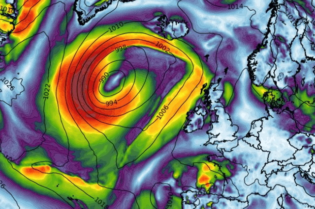 Met Éireann pinpoints area to be worst hit as 'low pressure' looms in weather update