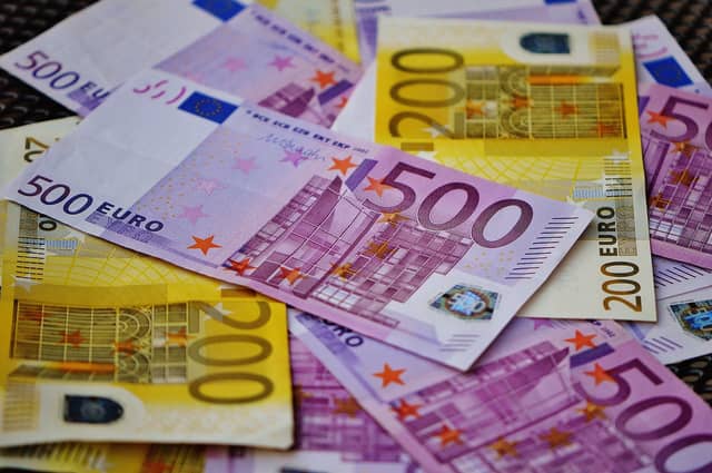 There were celebrations at National Lottery Headquarters in Dublin last evening when four players from around the country collected prizes worth more than €200,000 combined