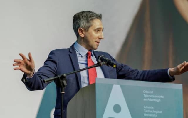 Gardai rush to home of Taoiseach Simon Harris after bomb threat phonecall