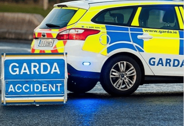 Gardaí confirmed that a woman and two children have sadly lost their lives in a fatal road traffic collision in Mayo
