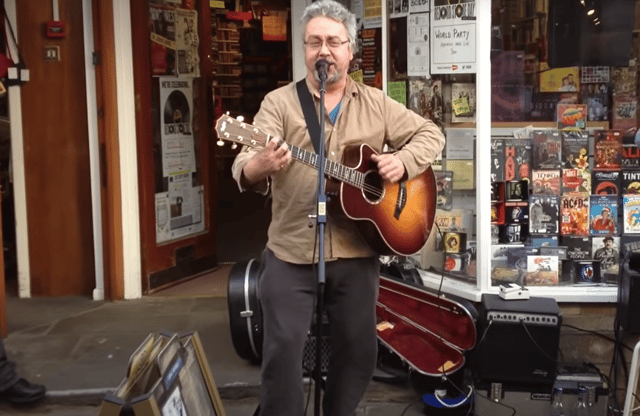 Karl Wallinger performing in 2013
