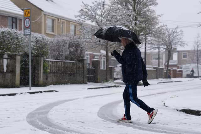 On Friday morning, the agency said temporary accumulations of snow and falling sleet had the potential to cause poor visibility and hazardous travelling conditions.