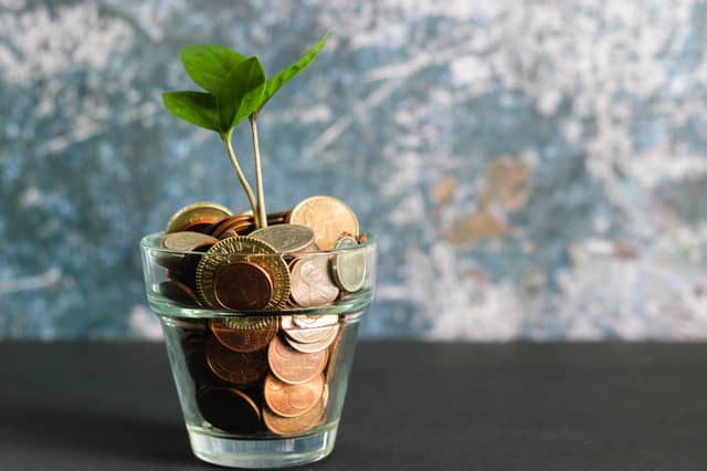 Top money saving hacks for Irish people and households as they head into 2024