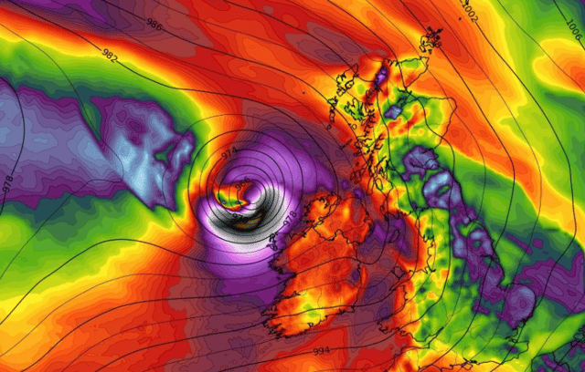 Met Éireann alert warns of brutal conditions as 'deepening depression' nears Ireland