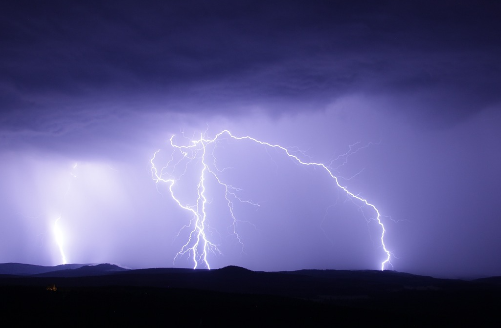Lightning PICTURE: Pixabay