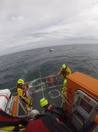 The crew of seven volunteer members assessed the situation and the decision was made to establish a stern tow line and bring the boat and its passengers back to Cork harbour. Once the tow line was secured, the lifeboat and stricken boat made way at a speed of 4-5 knots.