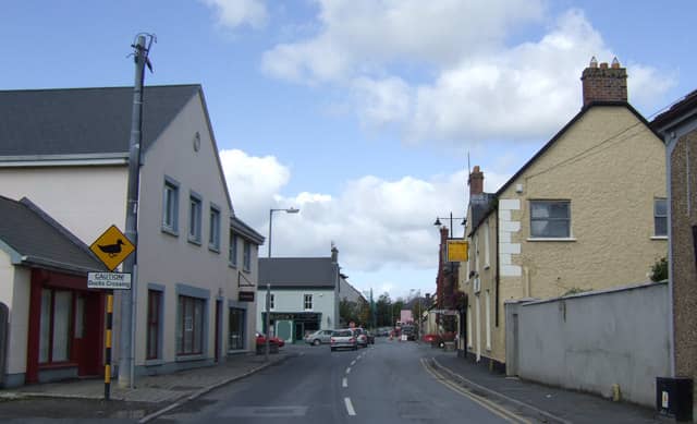 Sixmilebridge village