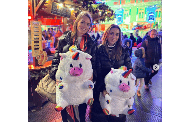 Sian Osborne pictured with Úna Healy in November, 2022