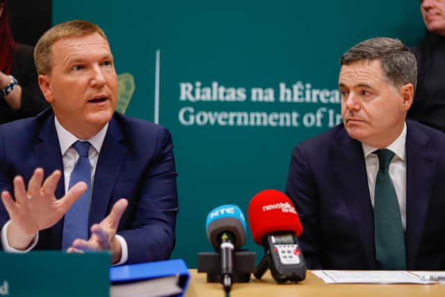 The Government’s 11 billion euro budget package comprises 6.9 billion euro in budgetary measures for next year, as well as a 4.1 billion euro package of one-off measures to help tackle the rising cost of living for individuals, families and households.