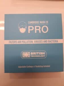 The brand is Cambridge Mask PRO. The type/number of model is Churchill. The batch number is 89NA202009. The barcode is 5060437942156.
