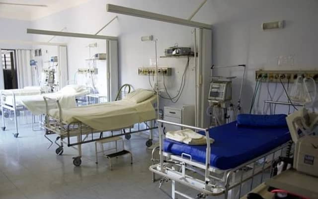 Nearly 9,000 patients without a hospital bed in April