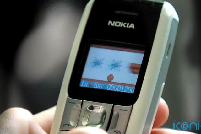Households might be missing a trick, as giffgaff says the average trade-in value of a recyclable used handset is €100.
