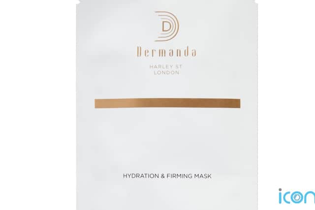 For a quick skin fix, the Hydrating & Firming sheet mask drenches your skin with hyaluronic acid, antioxidants and anti-inflammatory extracts.