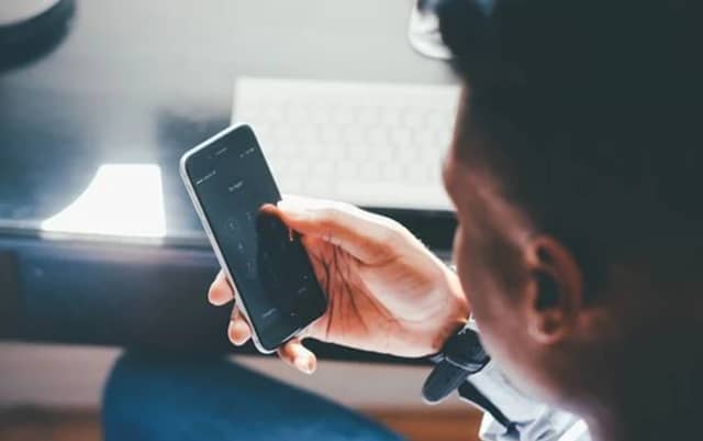 62% of 9-17 year-olds use social media, new report reveals.