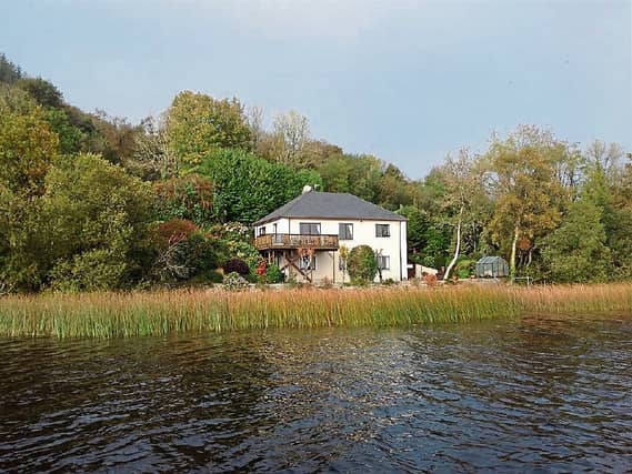 Heron’s Rest in Killaloe is the perfect spot for birds and humans to take a break: The three-bedroom two-storey residence is located on the shores of Lough Derg