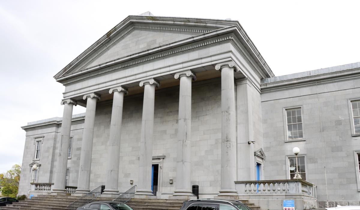 'Most significant cocaine addict in Ennis' sent indecent images and videos to counsellor
