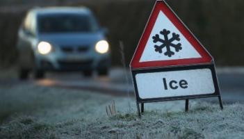 Met &Eacute;ireann issue status yellow weather warnings as ice and snow expected