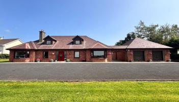 PICTURES: Three-bedroom Ennis home now on sale for a whopping €1.3 million