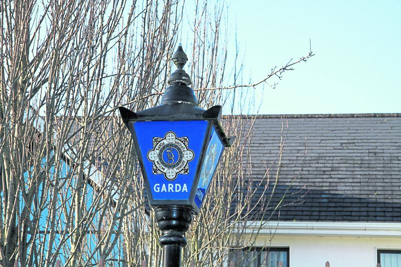 Dell laptops, phones and large quantity of cigarettes stolen from two Clare stores