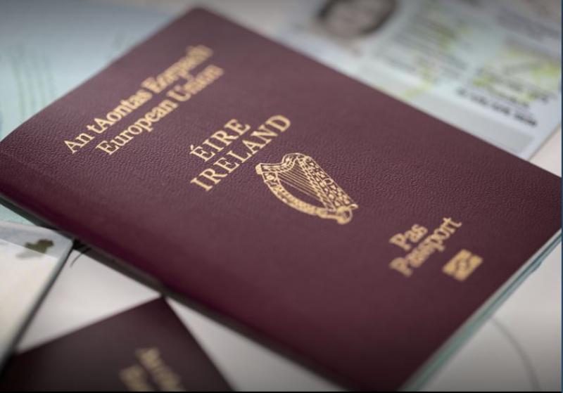 Thousands of Irish passports may have 'issue' getting through airports after 'error'