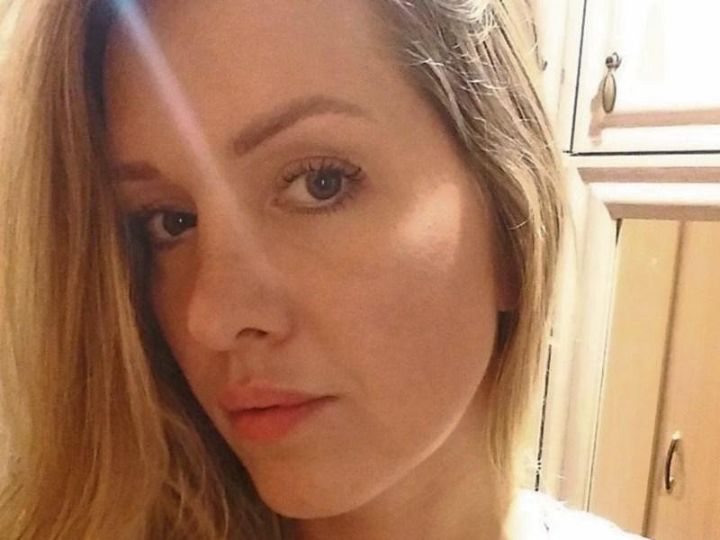 Bench warrant issued for woman who stabbed Tinder 'date' at Limerick apartment complex