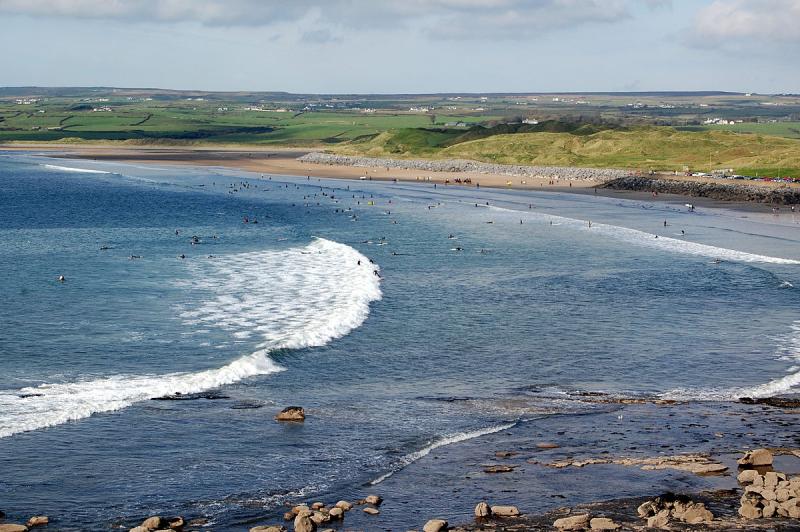 Council warns public to avoid Lahinch beach as 'elevated levels of bacteria' found in water
