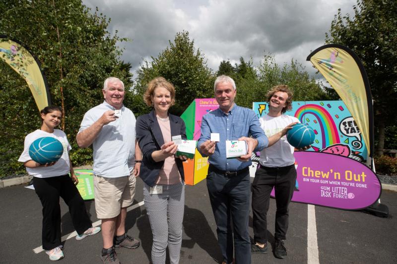 Gum Litter Taskforce roadshow stops off in County Clare during summer tour