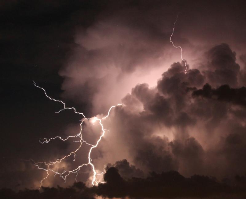 ALERT: Met Éireann issues Status Yellow thunderstorm warning for Clare