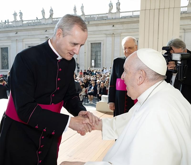 Pope Francis gives 'tremendous' appointment to Clare native