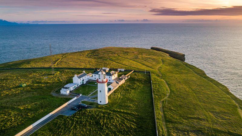 Yearly whale and dolphin watch event to take place at Loop Head Lighthouse