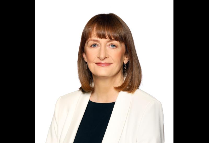 Clare's own Rachael English is new presenter of RTÉ's News at One