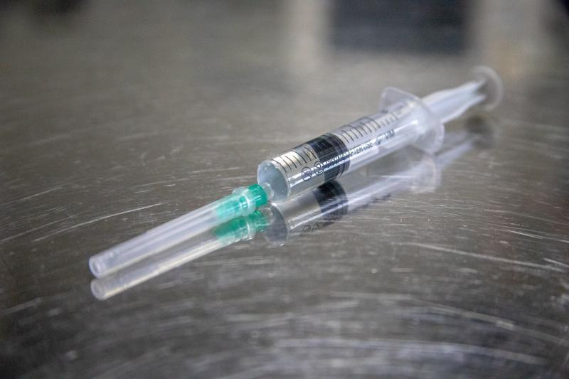 Damages for retired HSE hospital attendant who was pricked by needle at Ennis Hospital