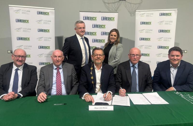 Major boost as contracts are signed to complete €31m road crossing Clare/Limerick border 