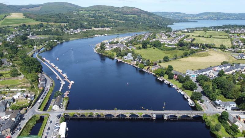Plan to pedestrianise bridge linking Clare and Tipperary villages is confirmed