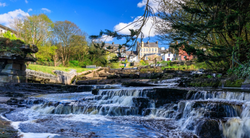  'Essential works' to replace old and damaged water mains in Clare town are completed 