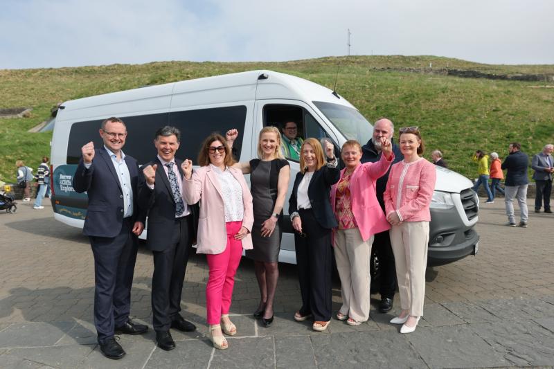 Free shuttle bus service linking Clare towns and tourist attractions officially launched