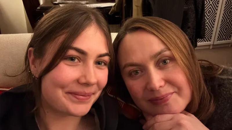 'The thought of losing my mom terrified me'- Irish girl's plea for help after cancer diagnosis