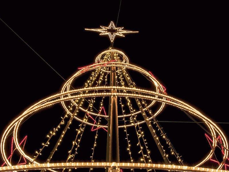 Christmas Lights to be switched on in Clare town Clare Live