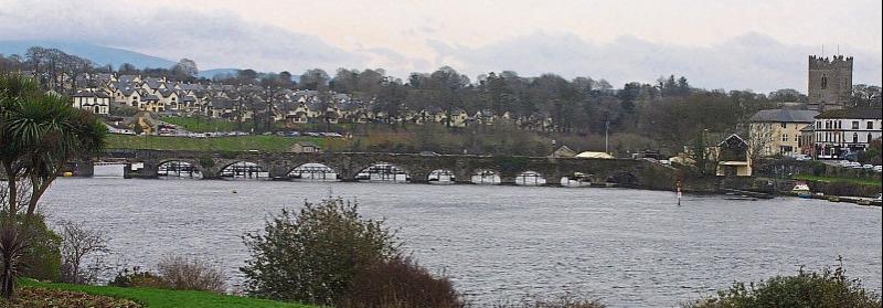 Tipperary town has 'lost a lot of business' since pedestrianisation of Killaloe bridge