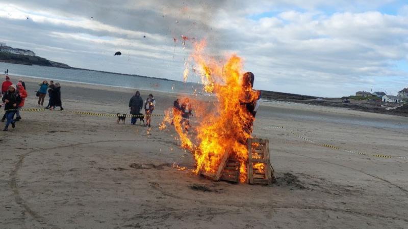Burning effigy on Kilkee beach marks start of spring and anniversary of war in Ukraine 