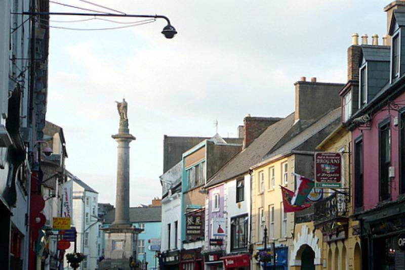 Two injured in stabbing in Clare town