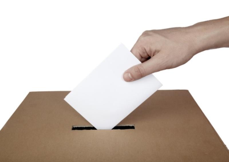Clare voters urged to check the register for local elections before deadline