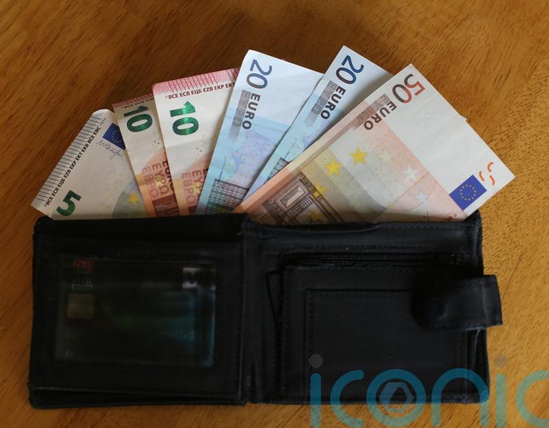 Clare parents and students warned over rental scams as CAO offers come out