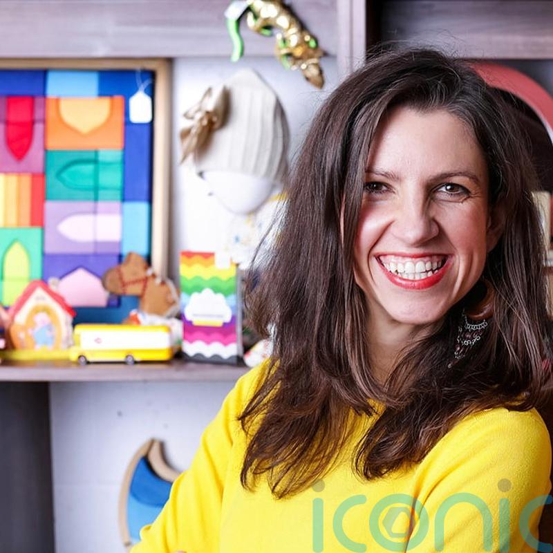 Craftswoman offers ‘rented toys’ in run-up to Christmas