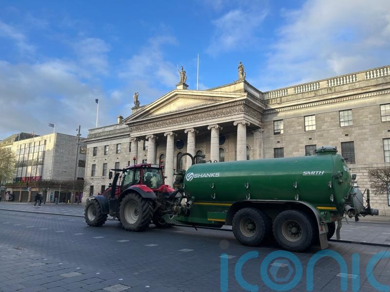 Government to undertake &lsquo;fundamental security review&rsquo; after fuel protests